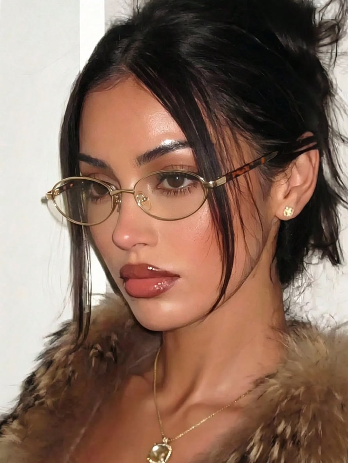 Classic Gold Oval Sunglasses